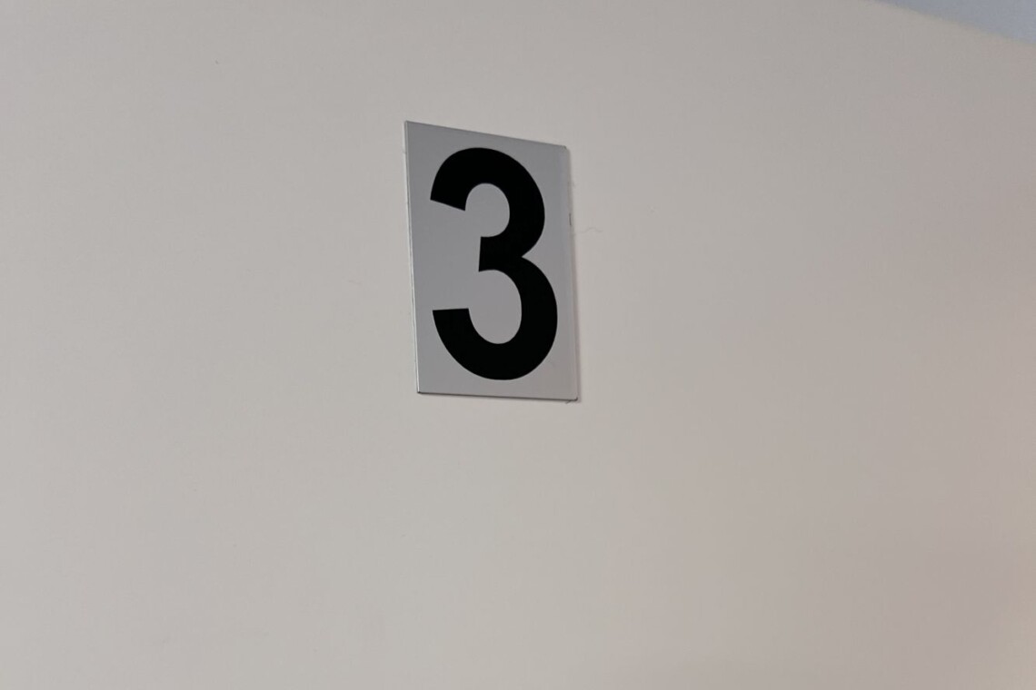 3