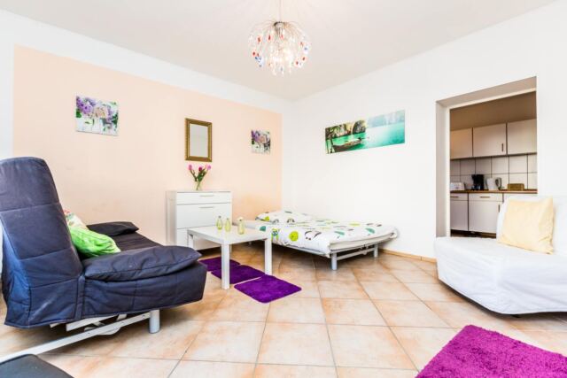 Monteurwohnung Troisdorf T04 06