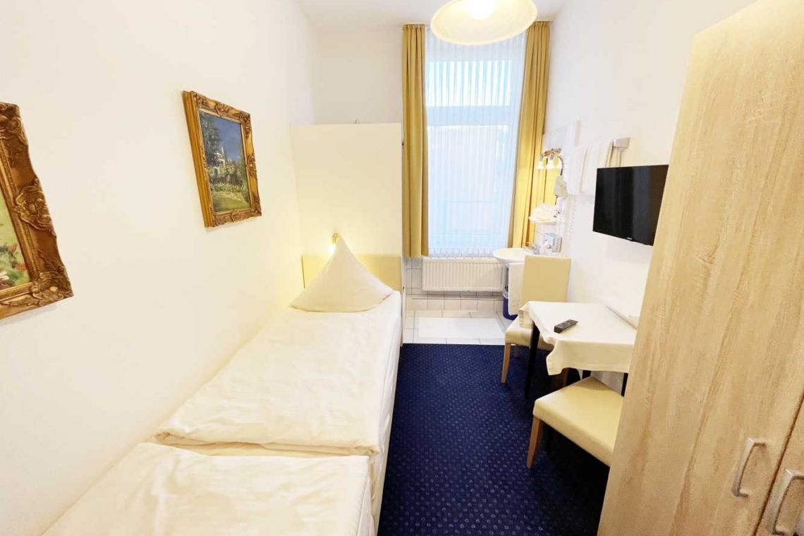 Monteurzimmer Koeln K85 04