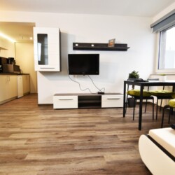 BH01 BH02Monteurzimer Solingen (2)
