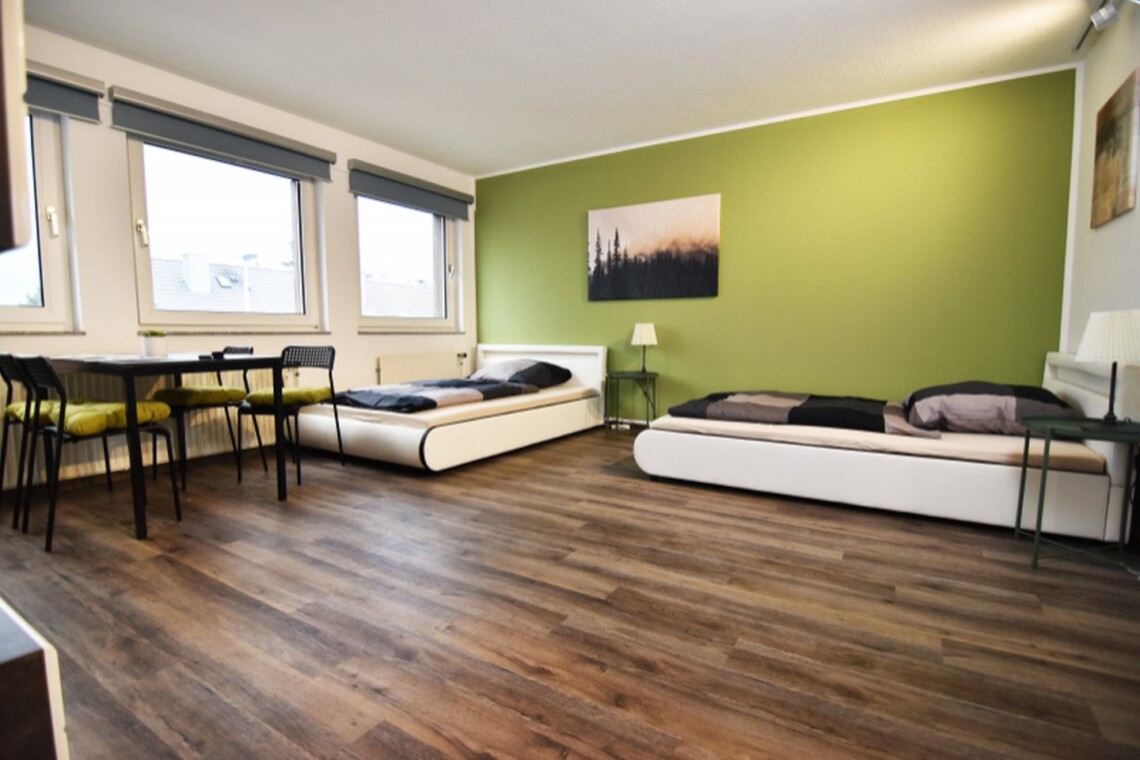 BH01 BH02Monteurzimer Solingen (4)