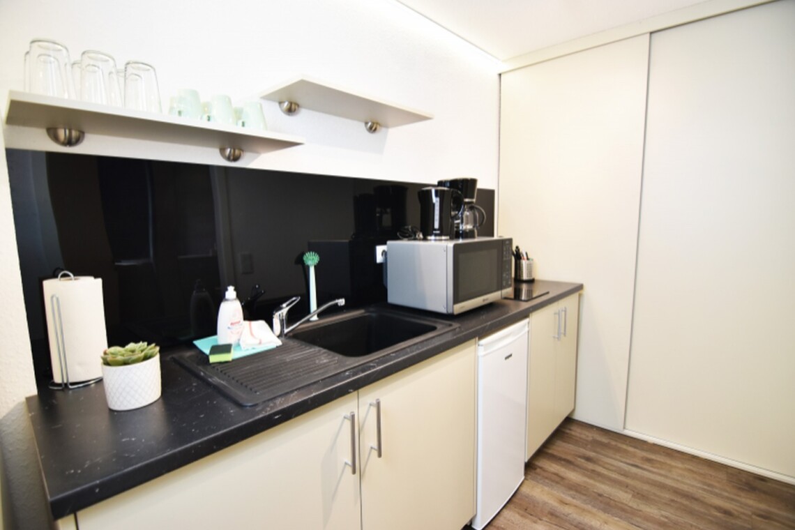 BH01 BH02Monteurzimer Solingen (5)