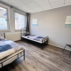 BH03 BH04 Monteurzimer Solingen (3)