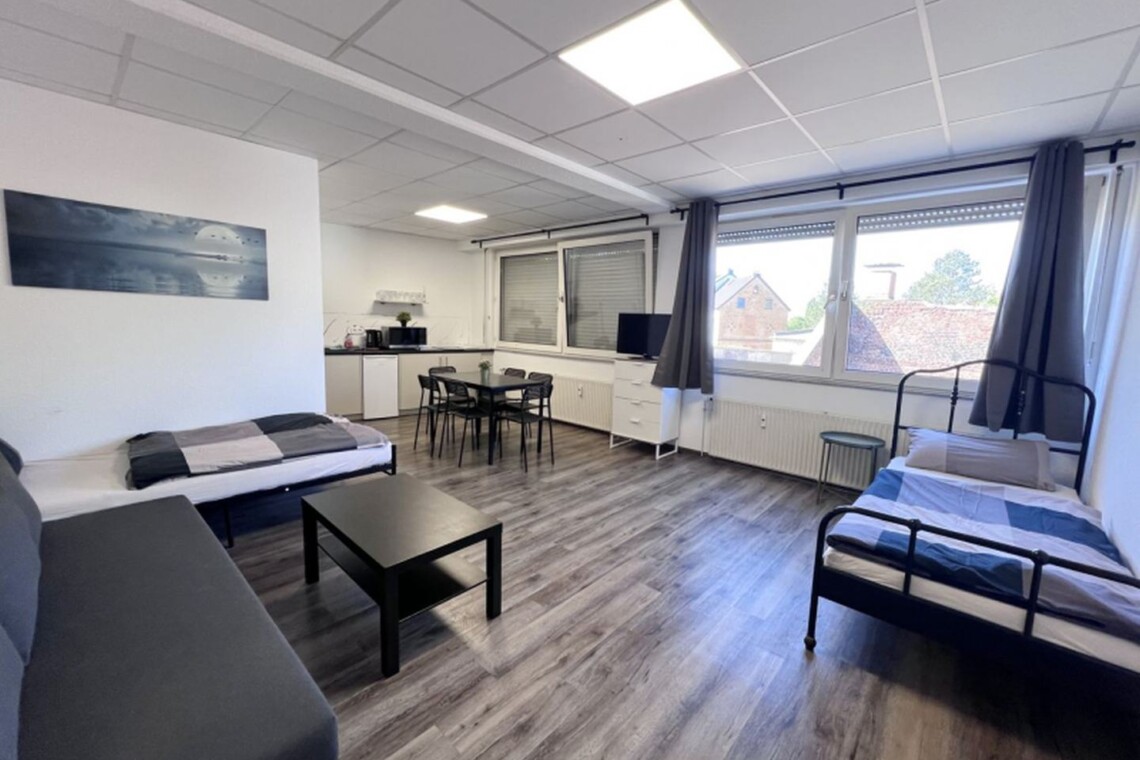 BH03 BH04 Monteurzimer Solingen (4)