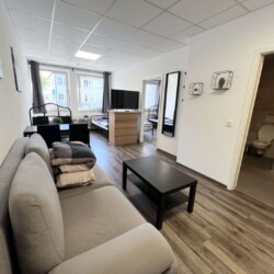 BH03 BH04 Monteurzimer Solingen (5)