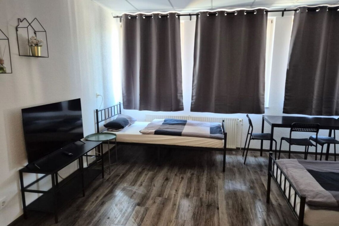 BH03 BH04 Monteurzimer Solingen (7)