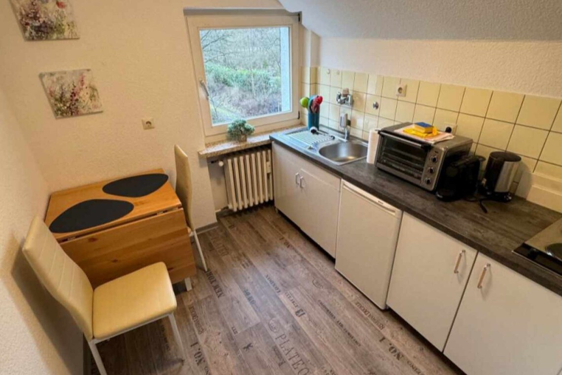 BI01a BI01b Monteurzimer Bielefeld (8)