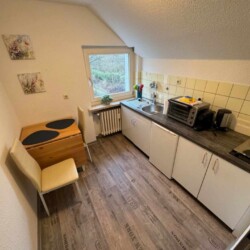 BI01a BI01b Monteurzimer Bielefeld (8)