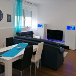 FR03b FR03c Monteurzimmer Niederdorfelden (10)