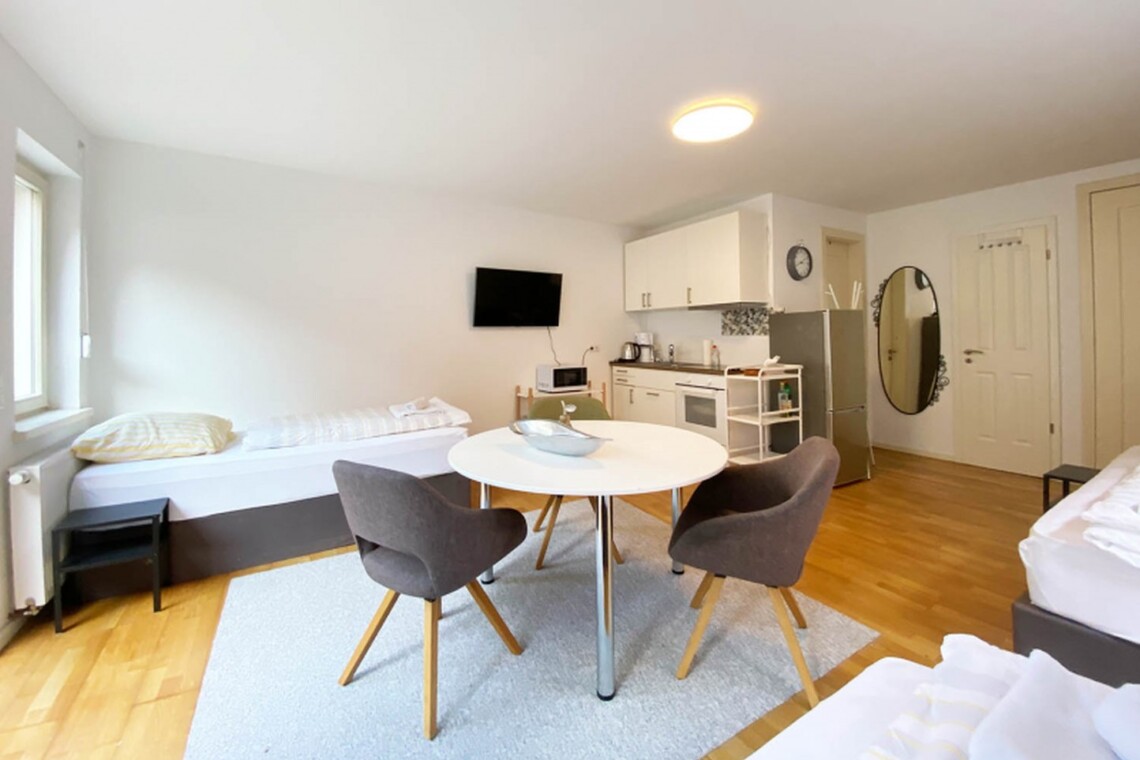 FR10 FR010a Monteurzimmer Kelkheim (12)