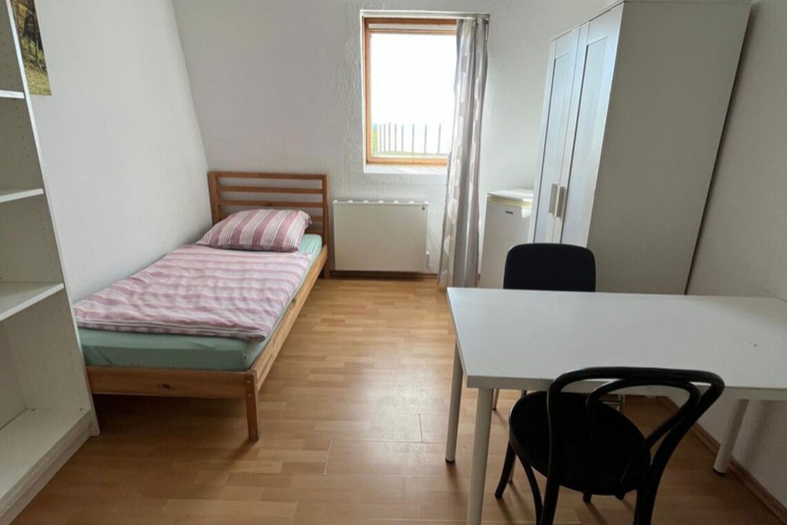HAN38 HAN46 Monteurzimmer Laatzen (6)