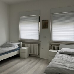L15 L15a Monteurzimmer Leverkusen (2)