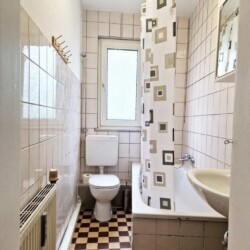 L20 L22 Monteurzimmer Leverkusen (10)