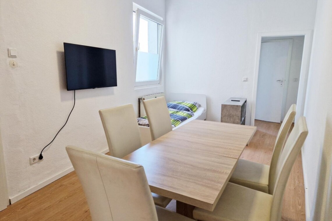 L20 L22 Monteurzimmer Leverkusen (21)