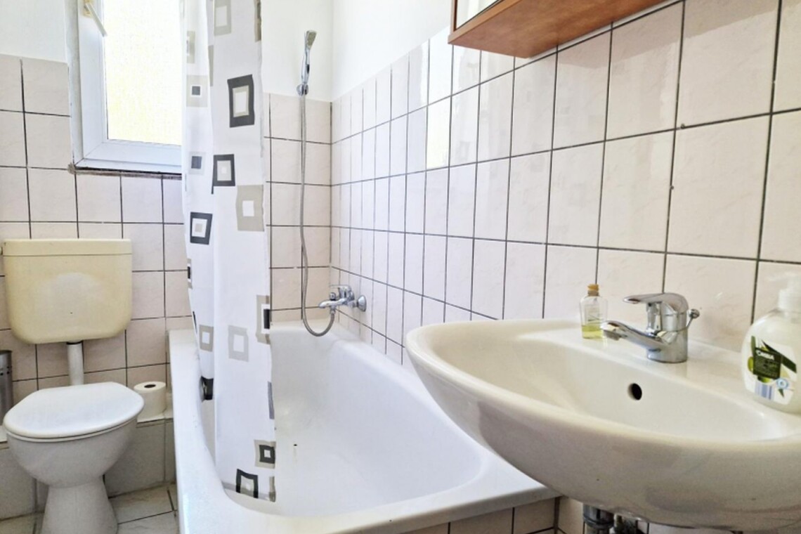 L20 L22 Monteurzimmer Leverkusen (24)