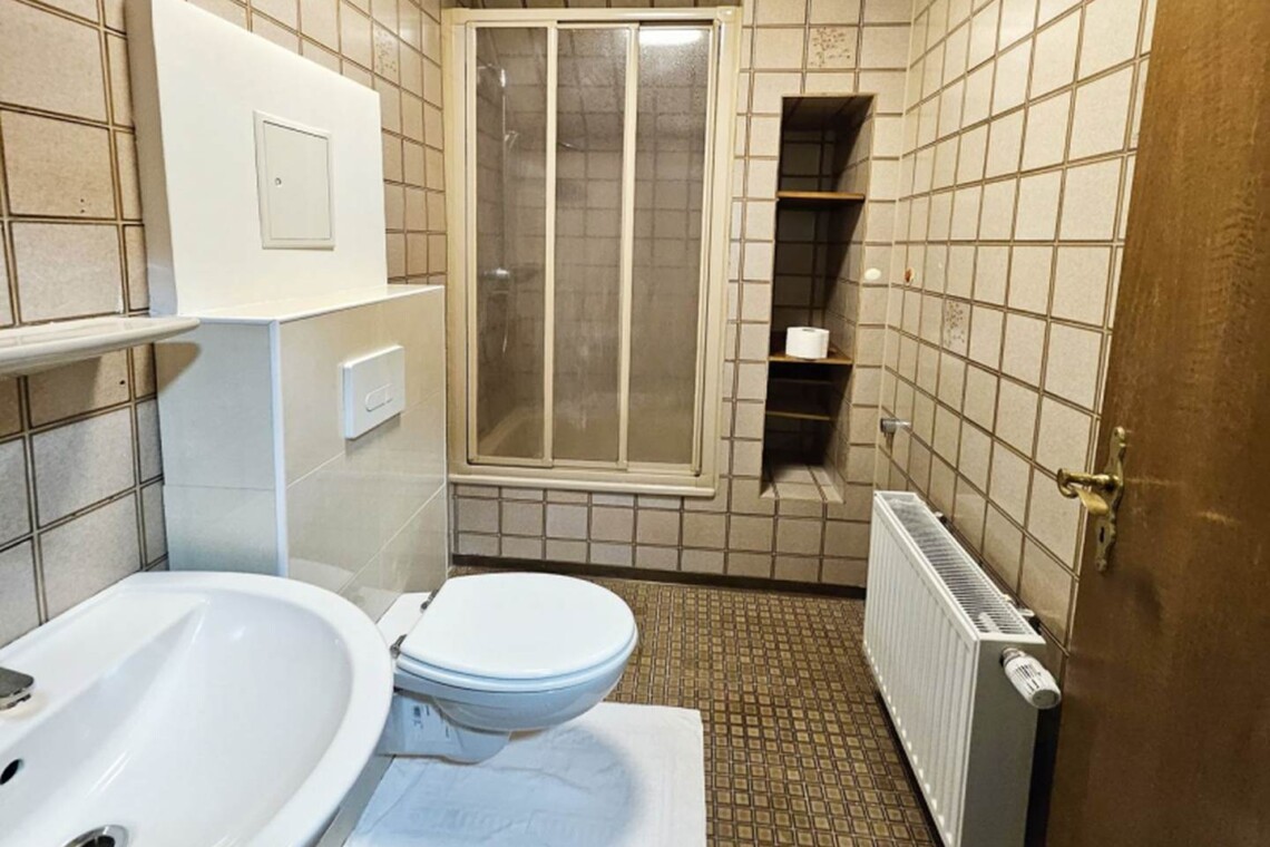L28 L29 Monteurzimmer Leverkusen (8)