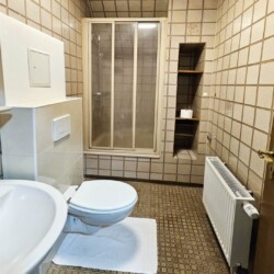 L28 L29 Monteurzimmer Leverkusen (8)