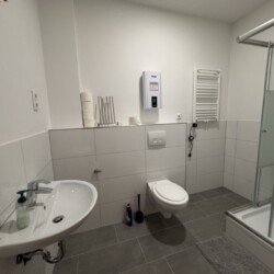 L33 L34 Monteurzimmer Leverkusen (22)