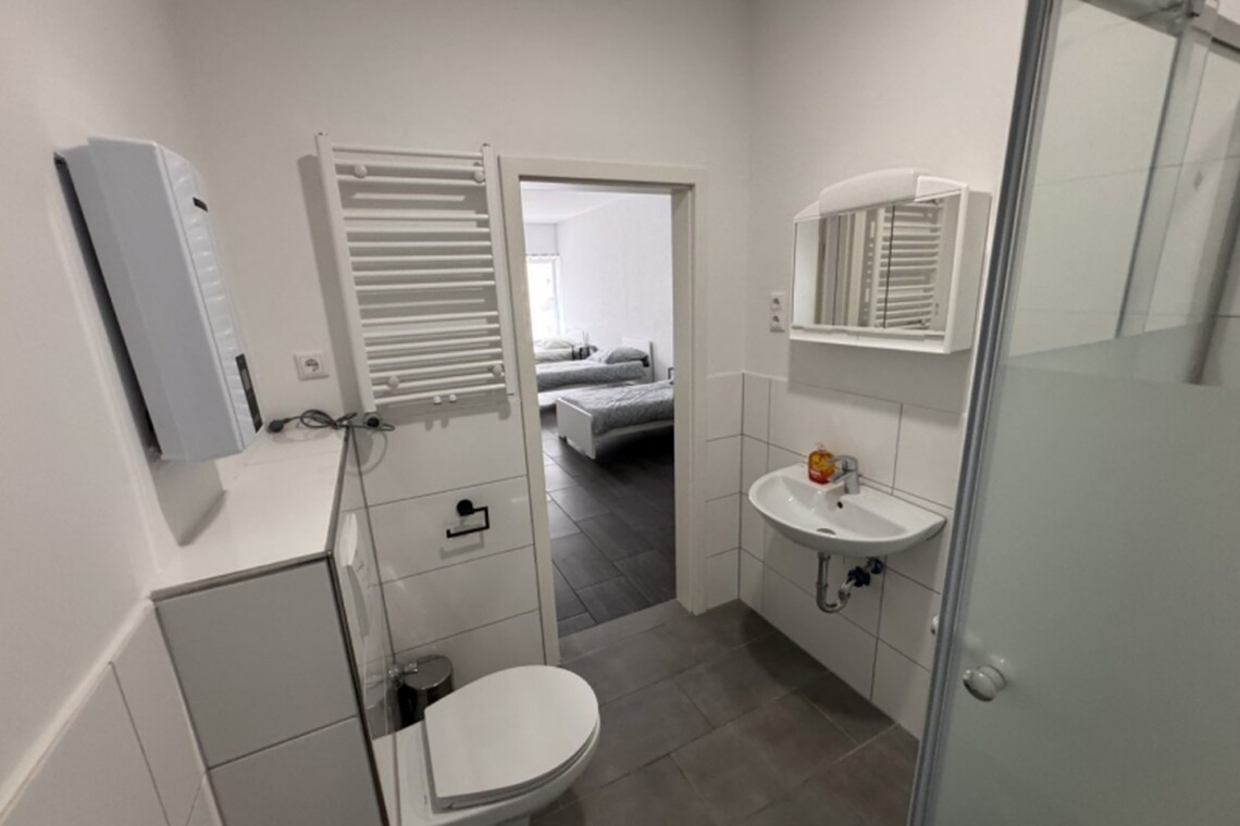 L35 L36 Monteurzimmer Leverkusen (17)