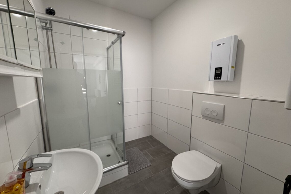 L35 L36 Monteurzimmer Leverkusen (19)