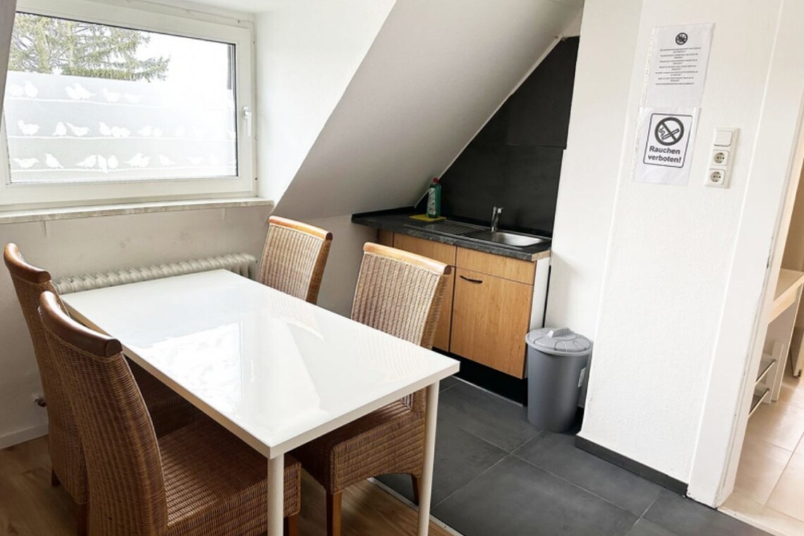 N05a N05b Monteurzimmer Niederkassel (10)