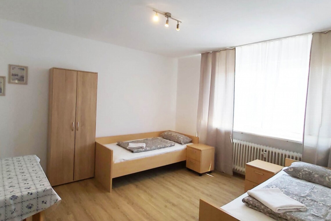 NUE06 NUE12 Monteurzimmer Langenloh (1)