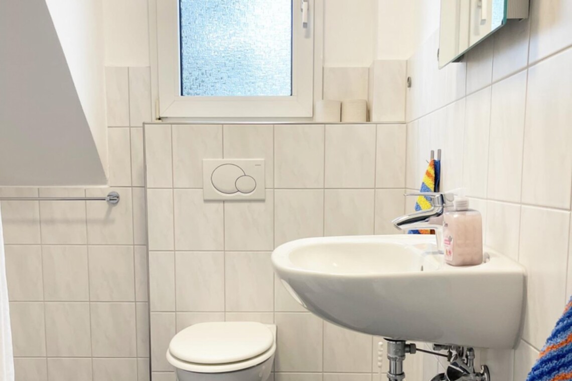 SU03 SU05 Monteurzimmer Siegburg (12)