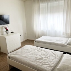 SU03 SU05 Monteurzimmer Siegburg (17)