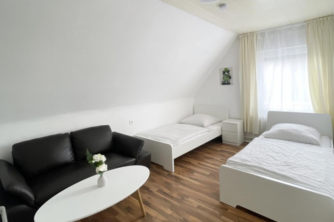 SU03 SU05 Monteurzimmer Siegburg (5)