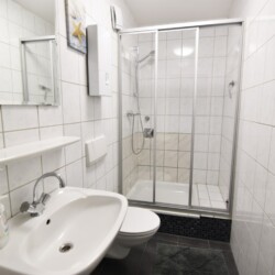 T06 T06b Monteurzimmer Troisdorf (12)