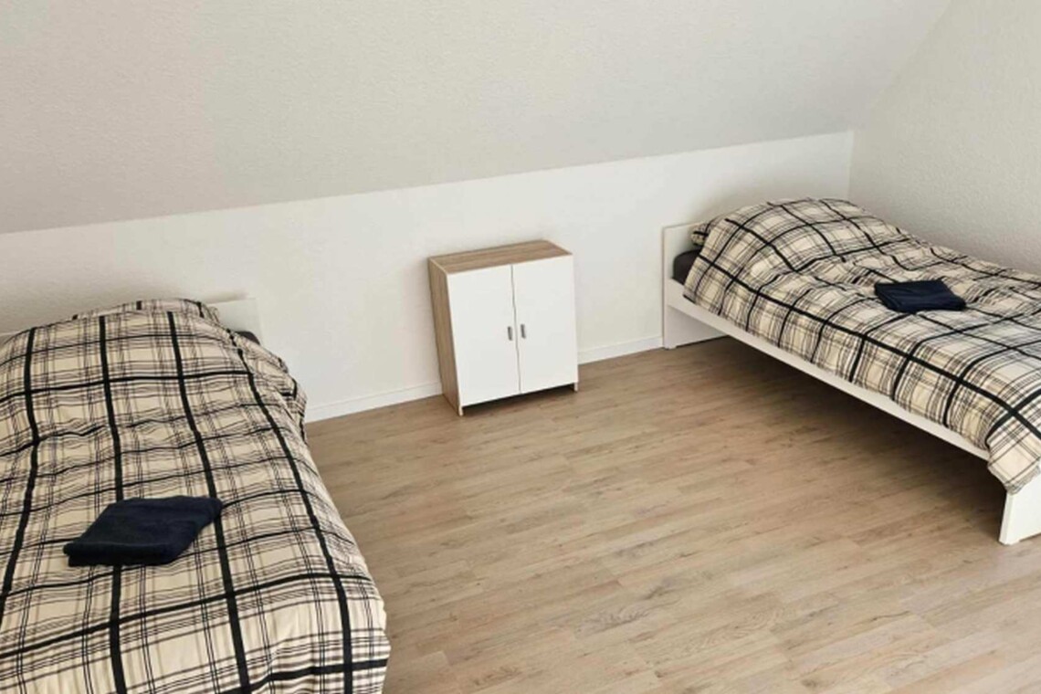 BIT02 Monteurzimmer Gondenbrett (3)