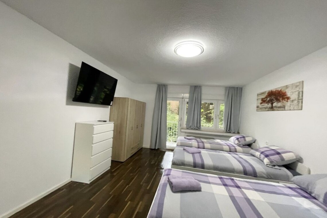 E04 Monteurimmer Essen (10)