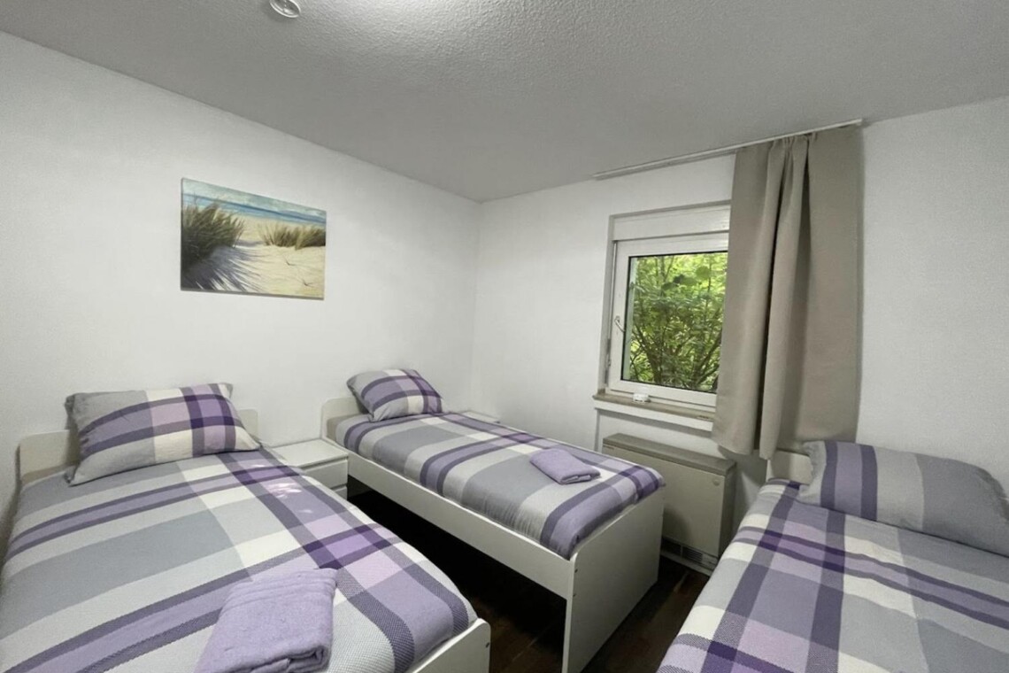 E04 Monteurimmer Essen (12)