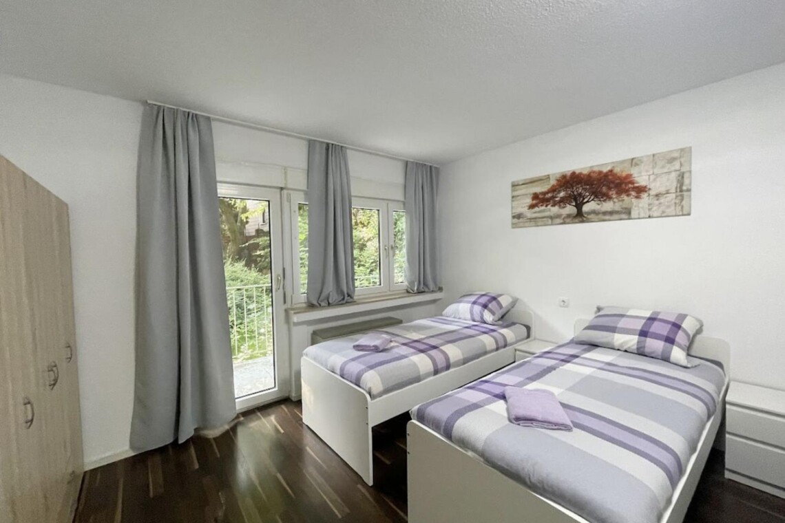 E04 Monteurimmer Essen (7)