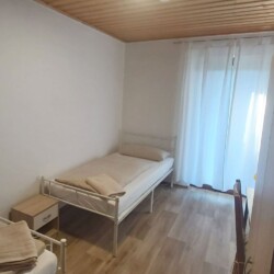 NÜ03 Monteurzimmer Langenloh (3)