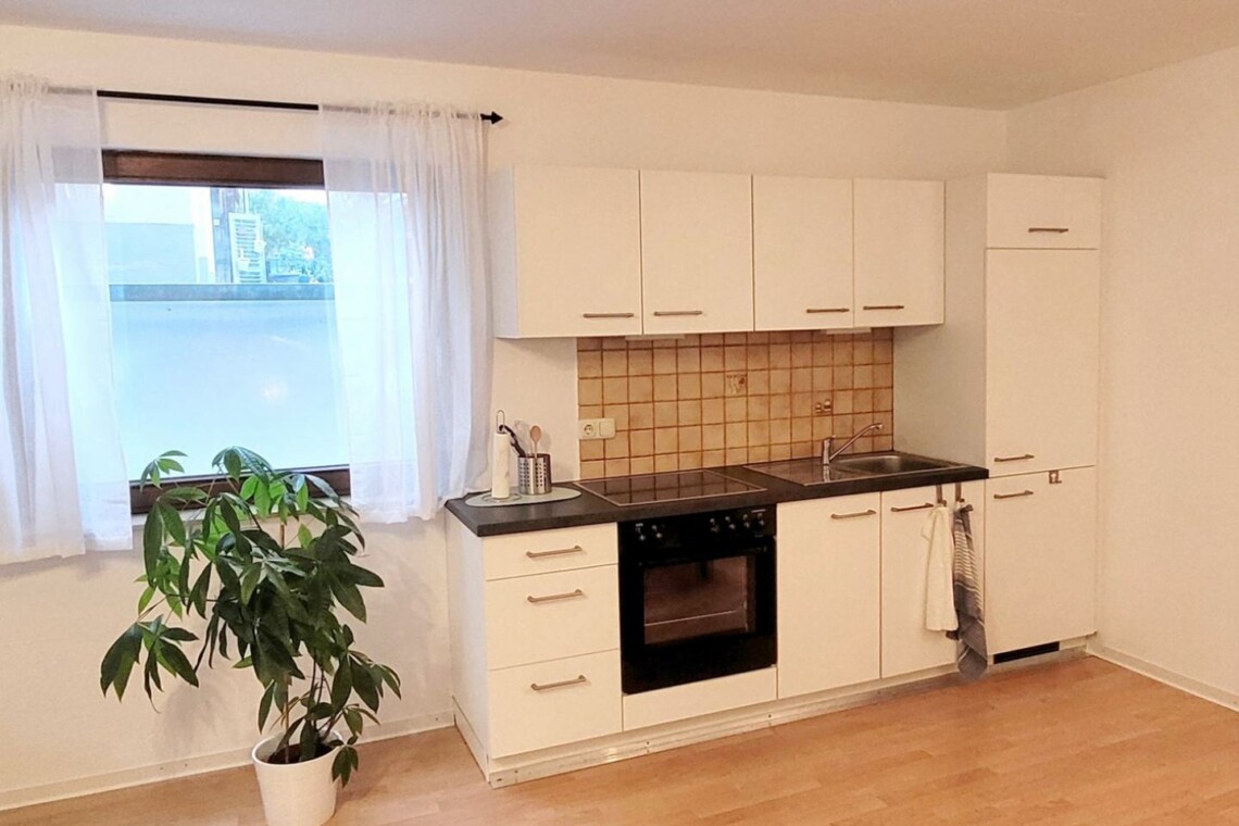 TÜ01 Monteurzimmer Kusterdingen (3)