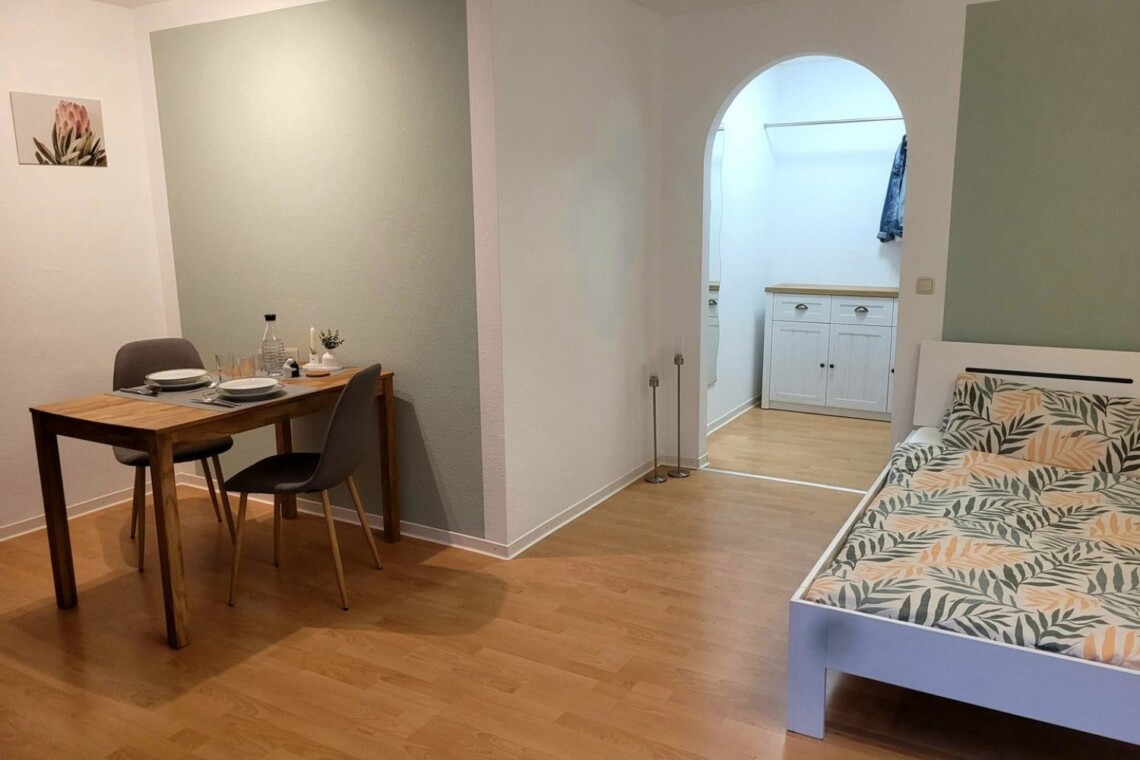 TÜ01 Monteurzimmer Kusterdingen (7)